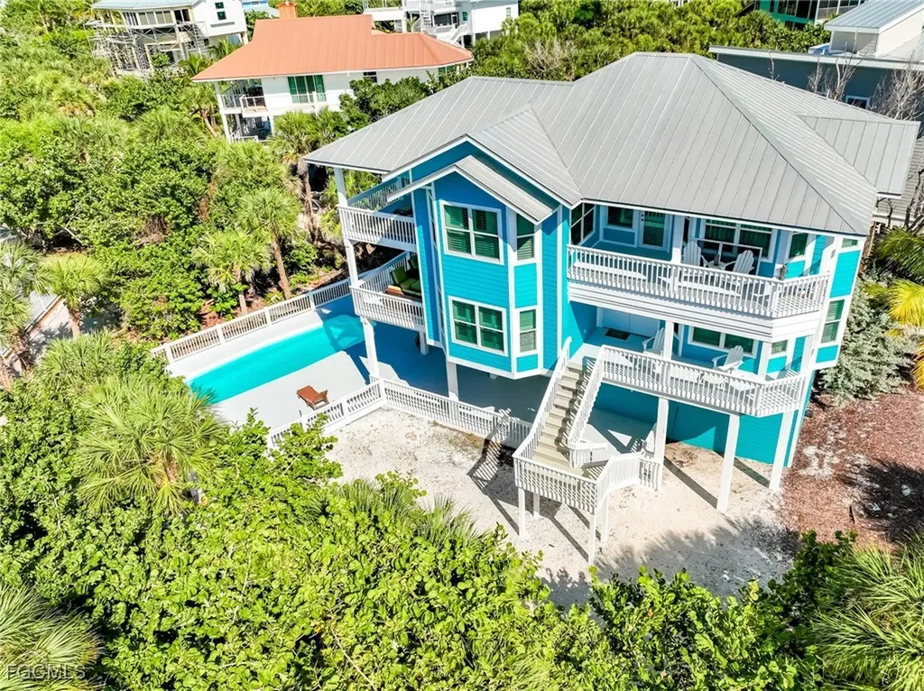 4560 Conch Shell Drive Upper Captiva FL 33924