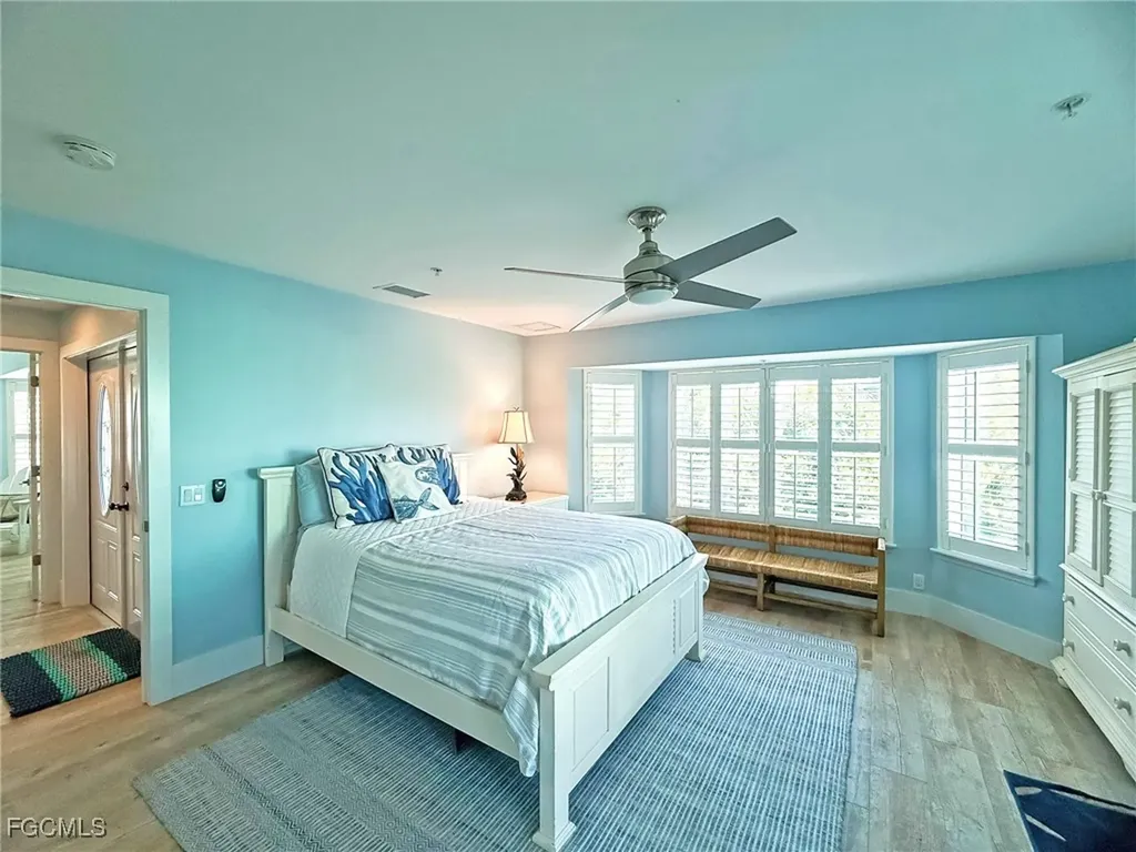 4560 Conch Shell Drive Upper Captiva FL 33924