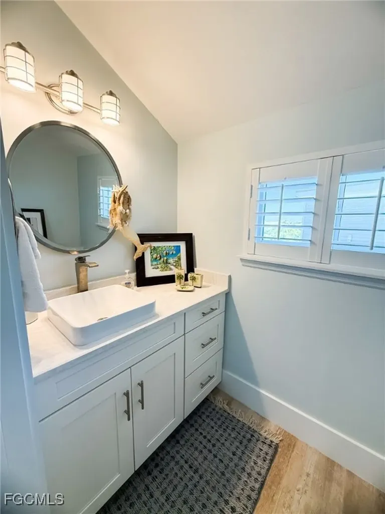 4560 Conch Shell Drive Upper Captiva FL 33924