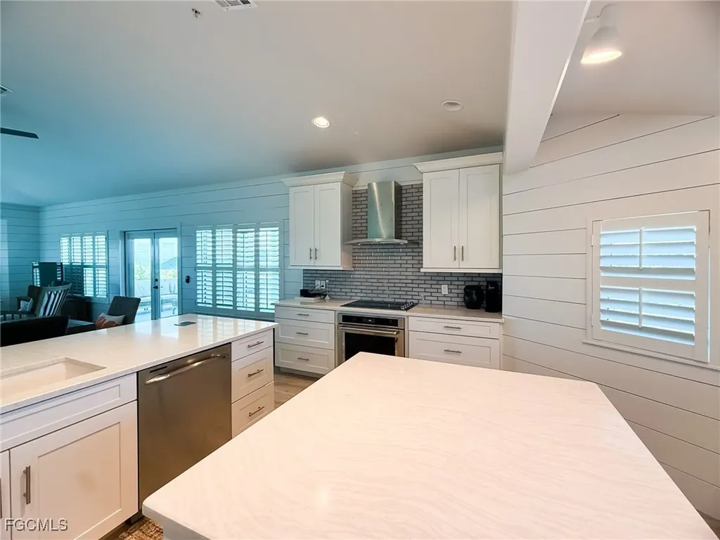 4560 Conch Shell Drive Upper Captiva FL 33924