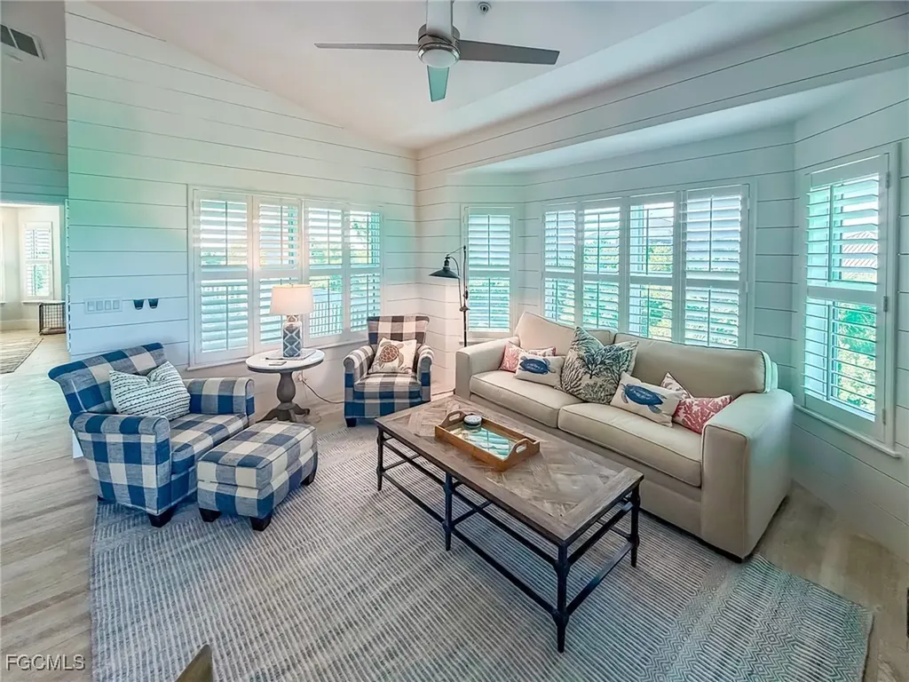 4560 Conch Shell Drive Upper Captiva FL 33924
