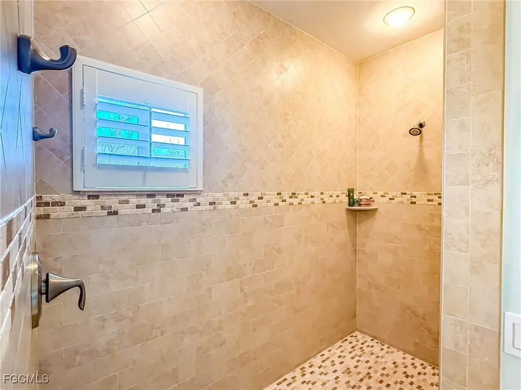 4560 Conch Shell Drive Upper Captiva FL 33924
