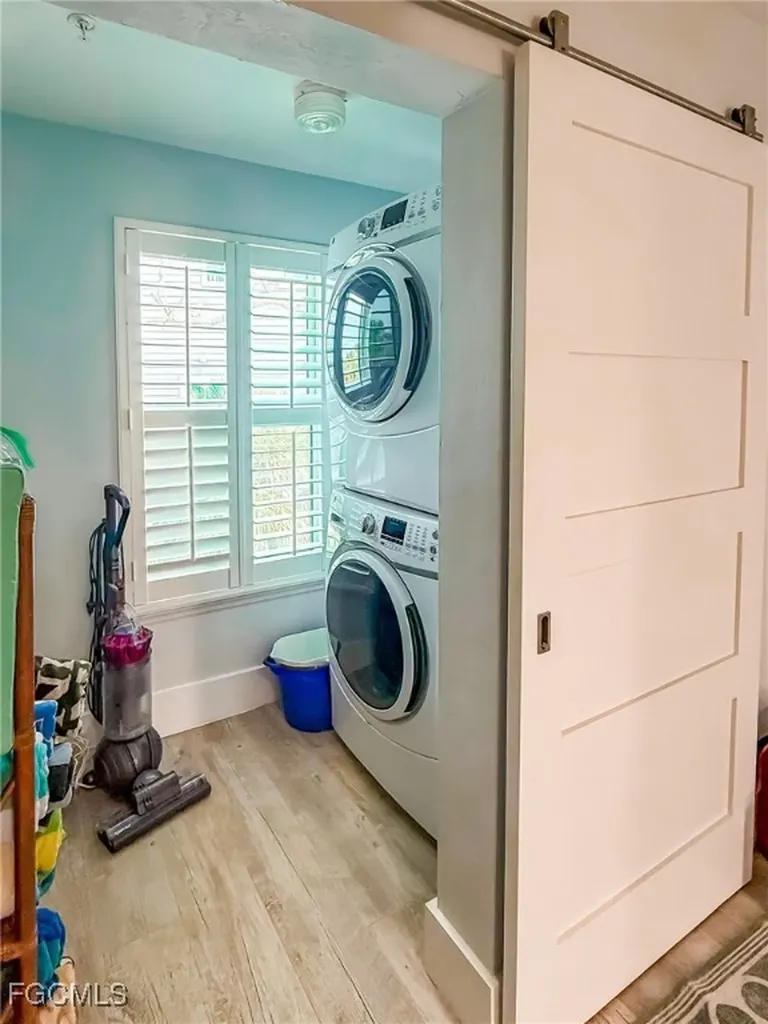 4560 Conch Shell Drive Upper Captiva FL 33924
