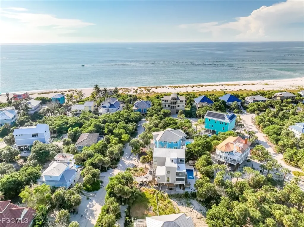 4560 Conch Shell Drive Upper Captiva FL 33924