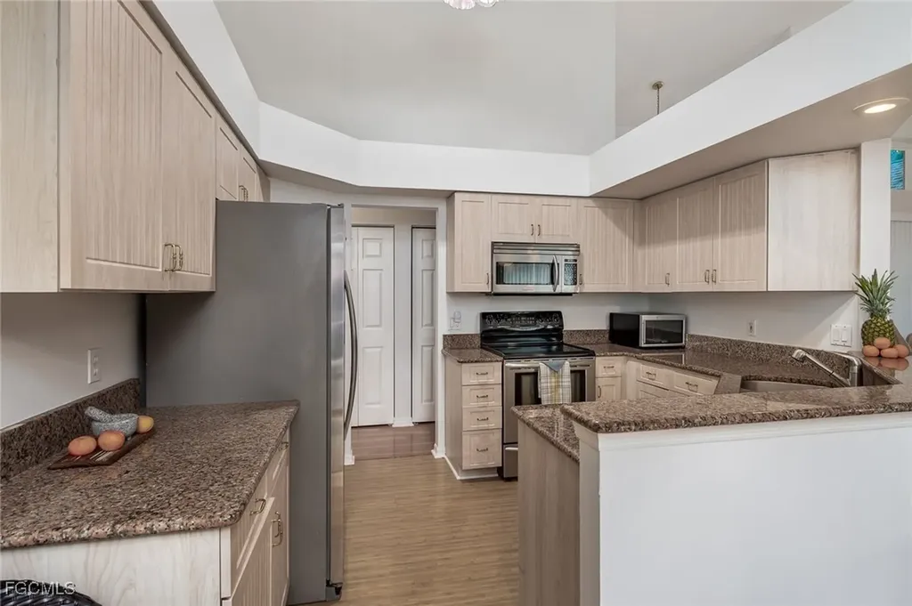 15298 Cricket Lane Fort Myers FL 33919