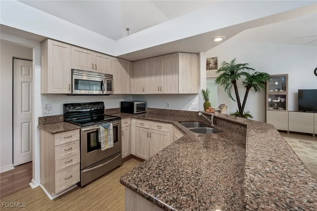 15298 Cricket Lane Fort Myers FL 33919