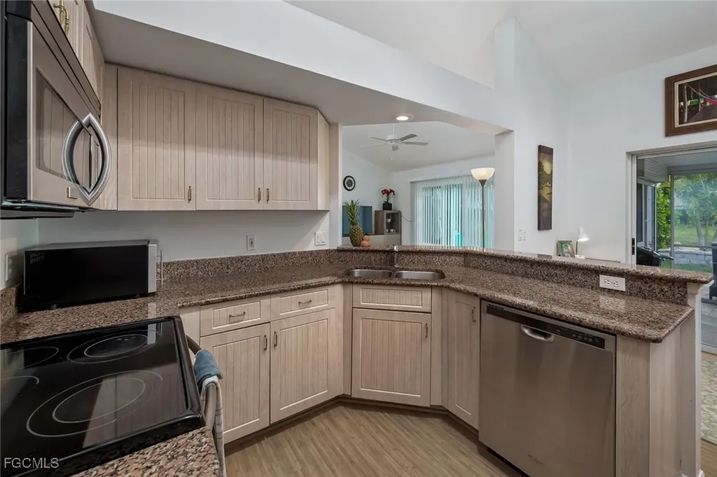 15298 Cricket Lane Fort Myers FL 33919