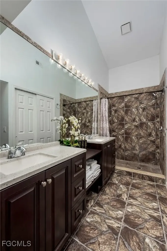 15298 Cricket Lane Fort Myers FL 33919