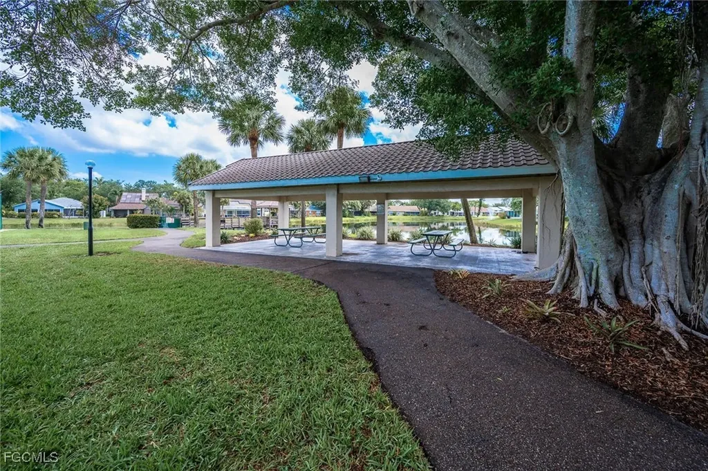 15298 Cricket Lane Fort Myers FL 33919