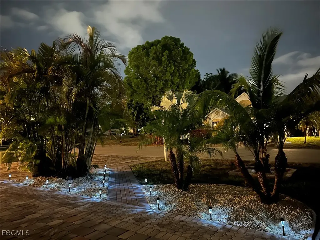 15298 Cricket Lane Fort Myers FL 33919