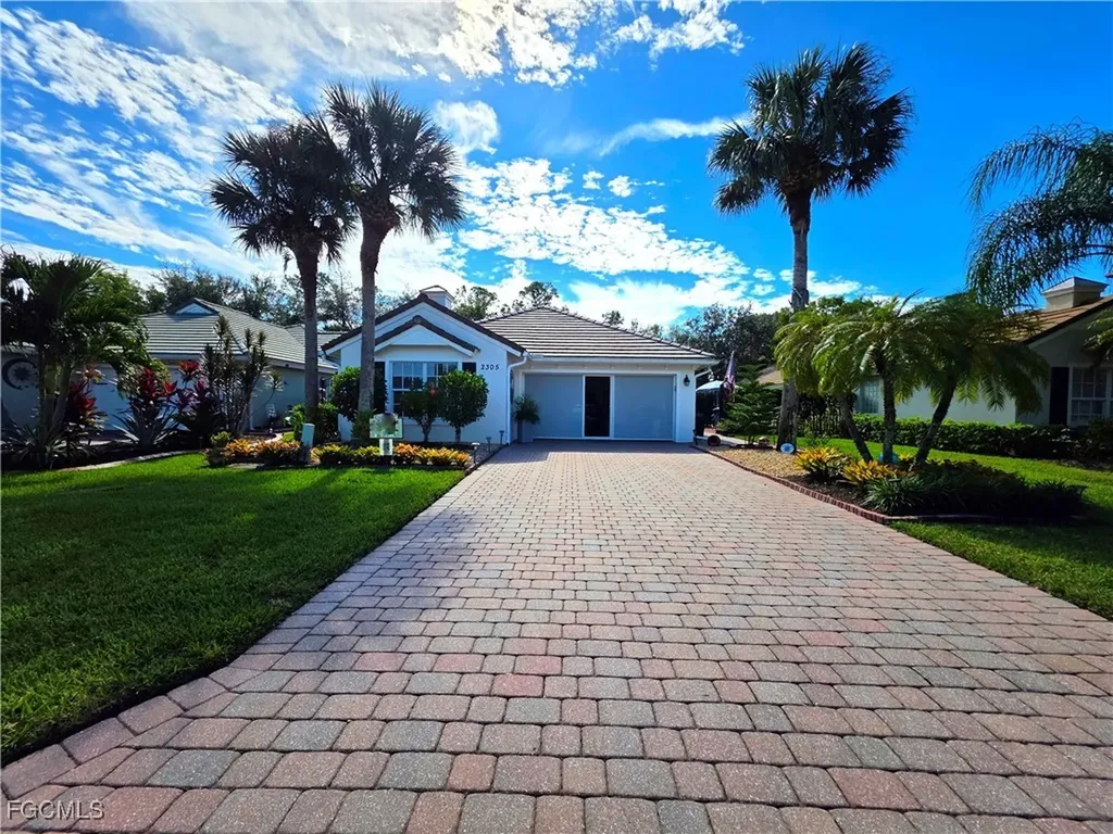 2305 Summersweet Drive Alva FL 33920