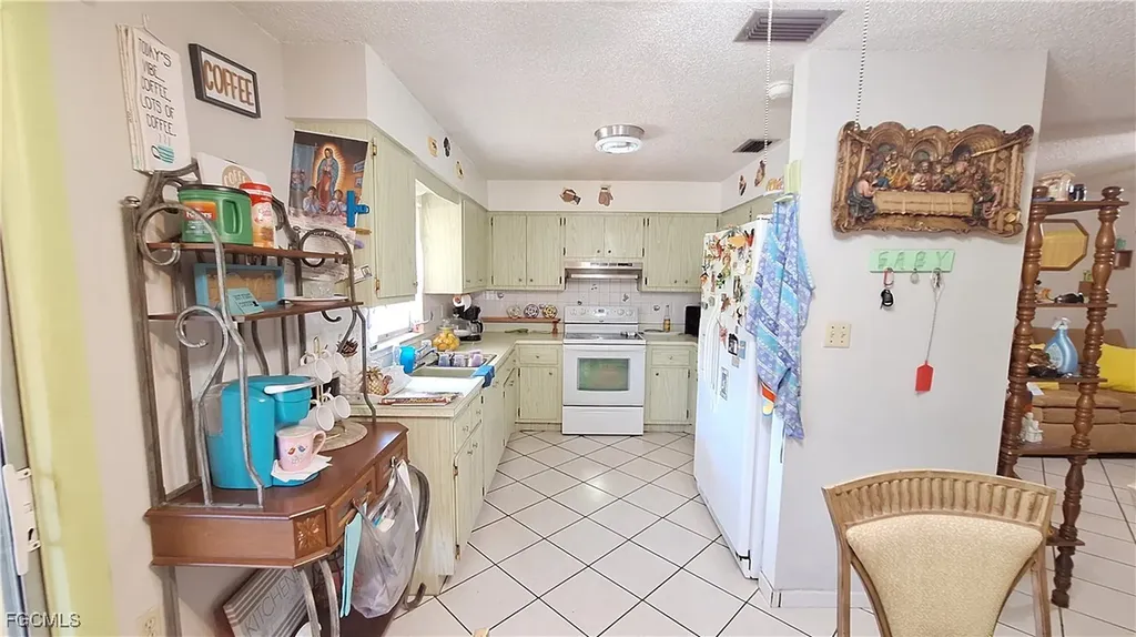 4946 Sherry Street Fort Myers FL 33905