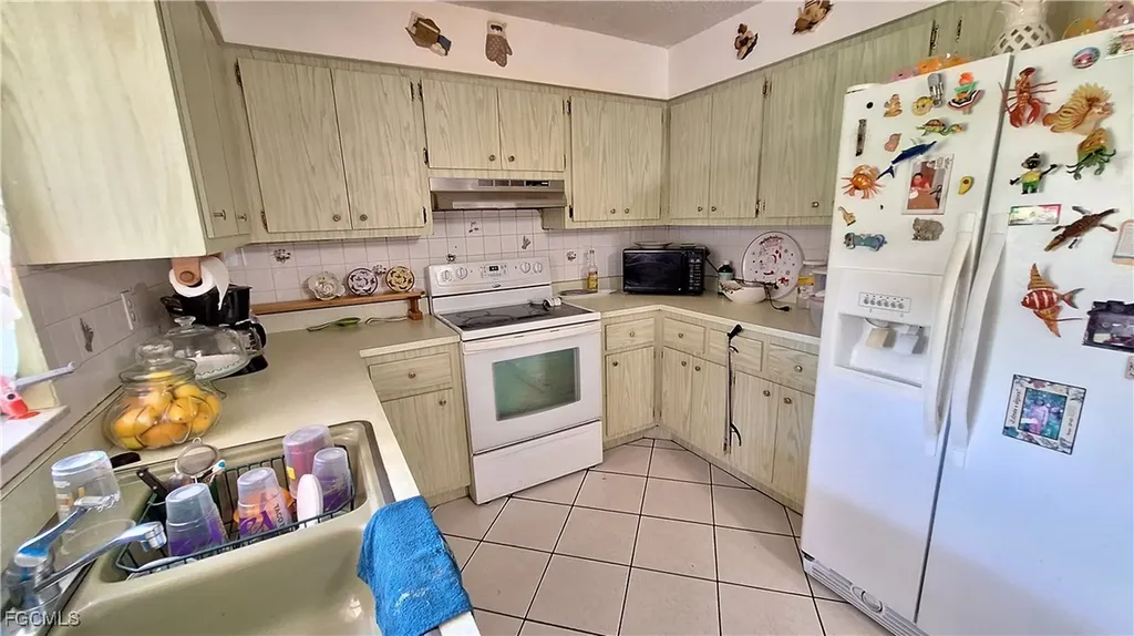 4946 Sherry Street Fort Myers FL 33905