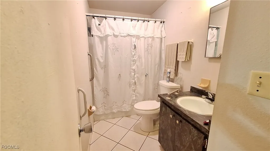4946 Sherry Street Fort Myers FL 33905