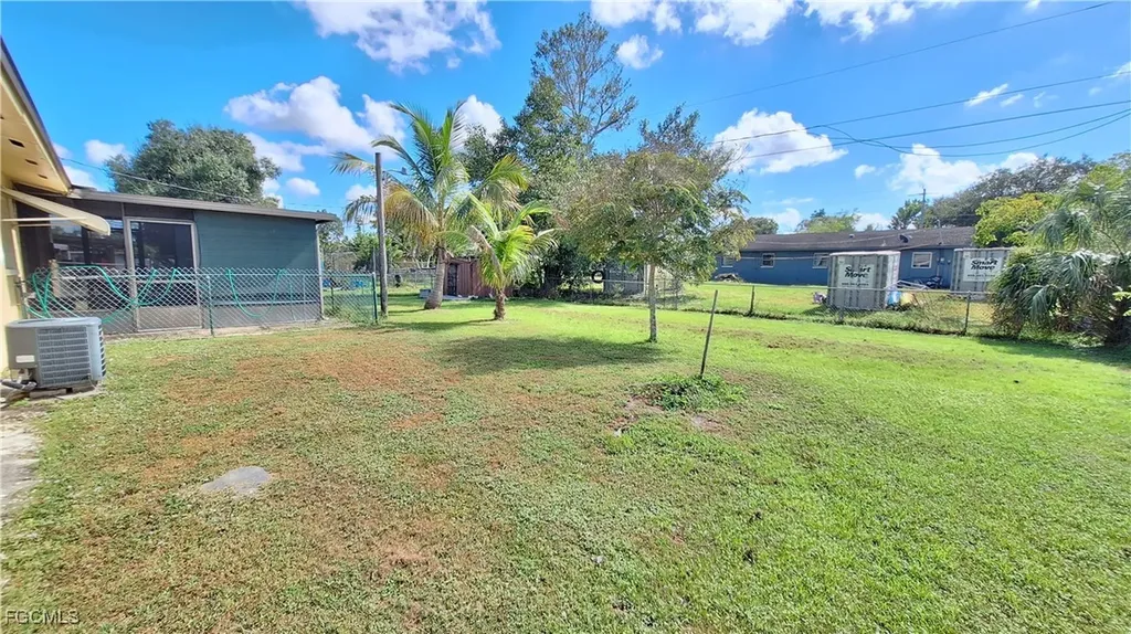 4946 Sherry Street Fort Myers FL 33905