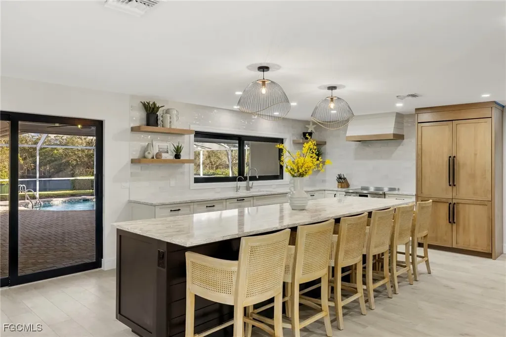 930 Kings Crown Drive Sanibel FL 33957