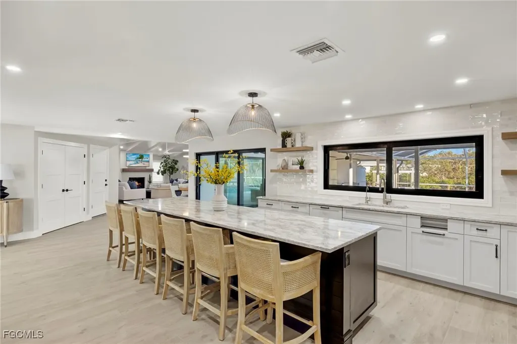 930 Kings Crown Drive Sanibel FL 33957