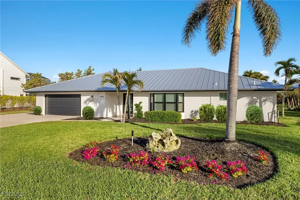 930 Kings Crown Drive Sanibel FL 33957