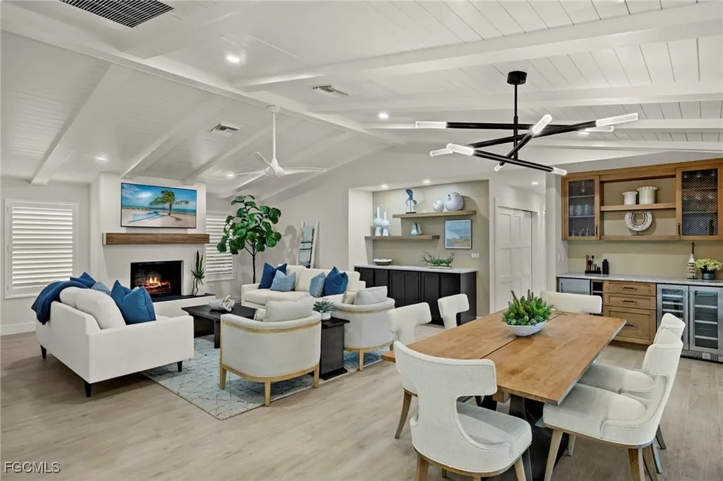 930 Kings Crown Drive Sanibel FL 33957