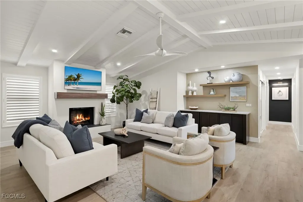 930 Kings Crown Drive Sanibel FL 33957