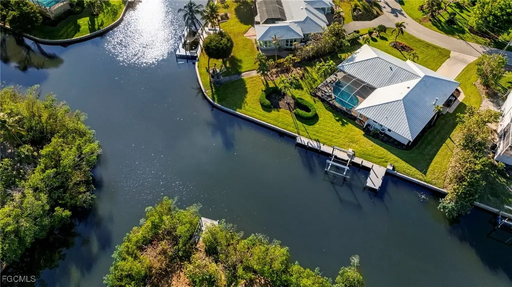 930 Kings Crown Drive Sanibel FL 33957
