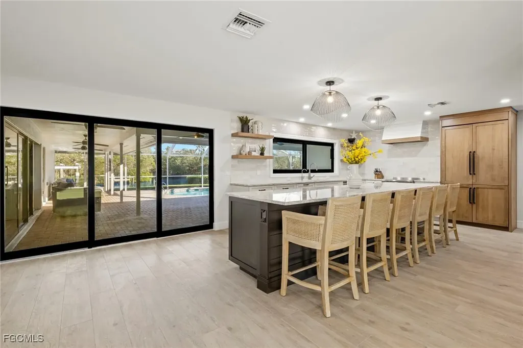 930 Kings Crown Drive Sanibel FL 33957