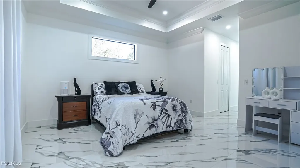 2565 28th Avenue SE Naples FL 34117