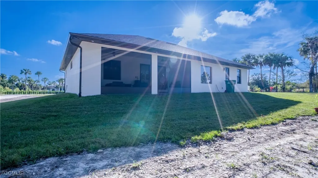 2565 28th Avenue SE Naples FL 34117