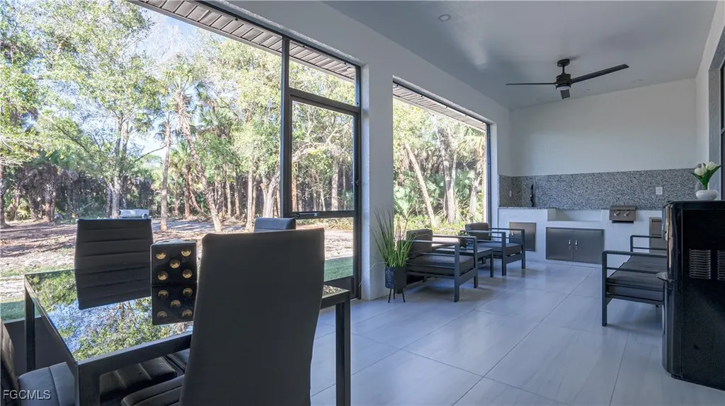 2565 28th Avenue SE Naples FL 34117