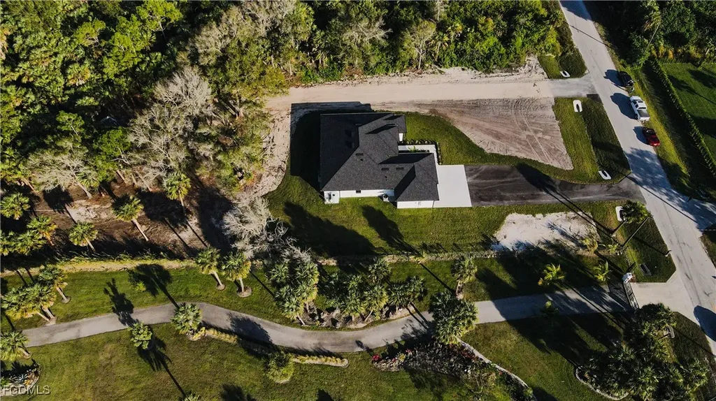 2565 28th Avenue SE Naples FL 34117
