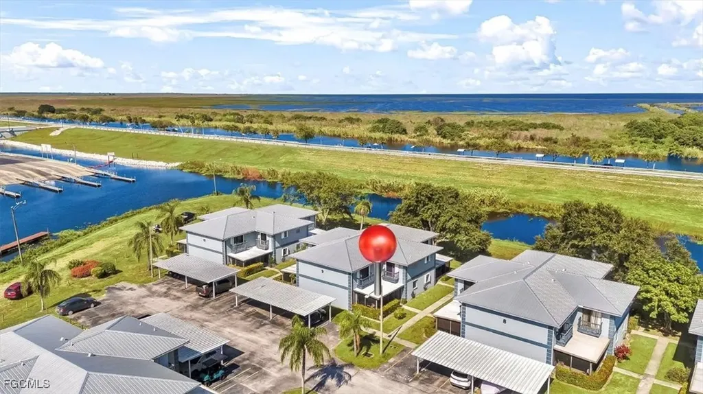 707 Hoover Dike Road Clewiston FL 33440