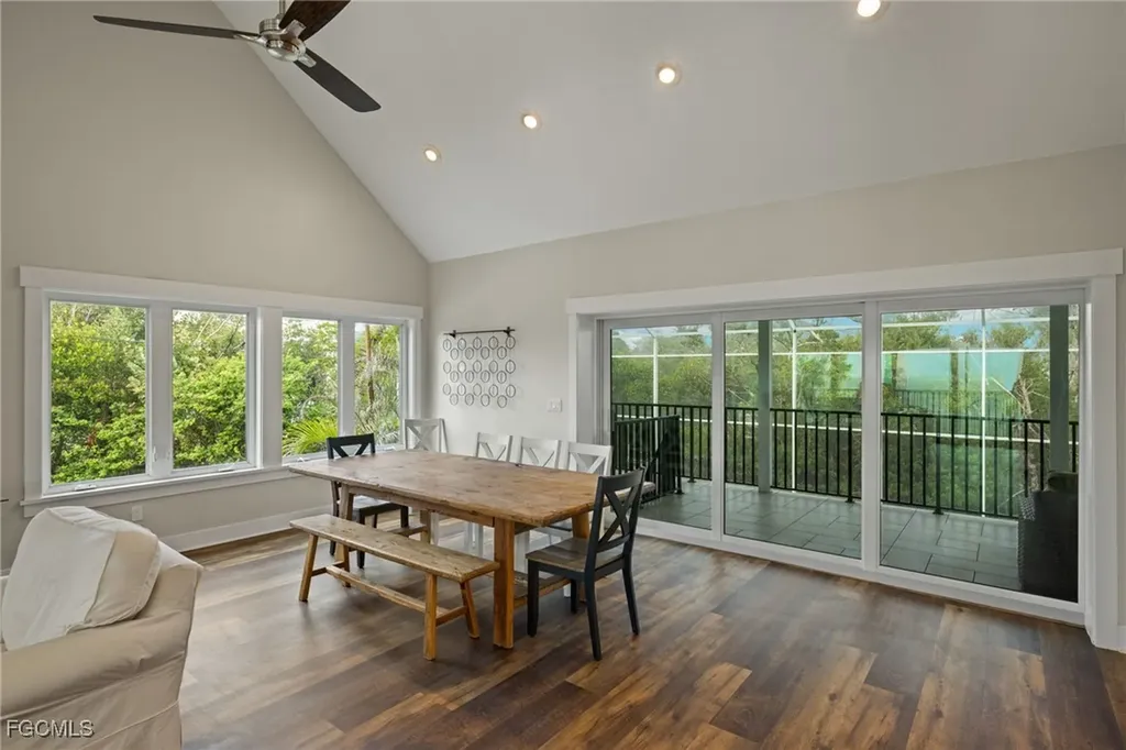 460 E Gulf Drive Sanibel FL 33957
