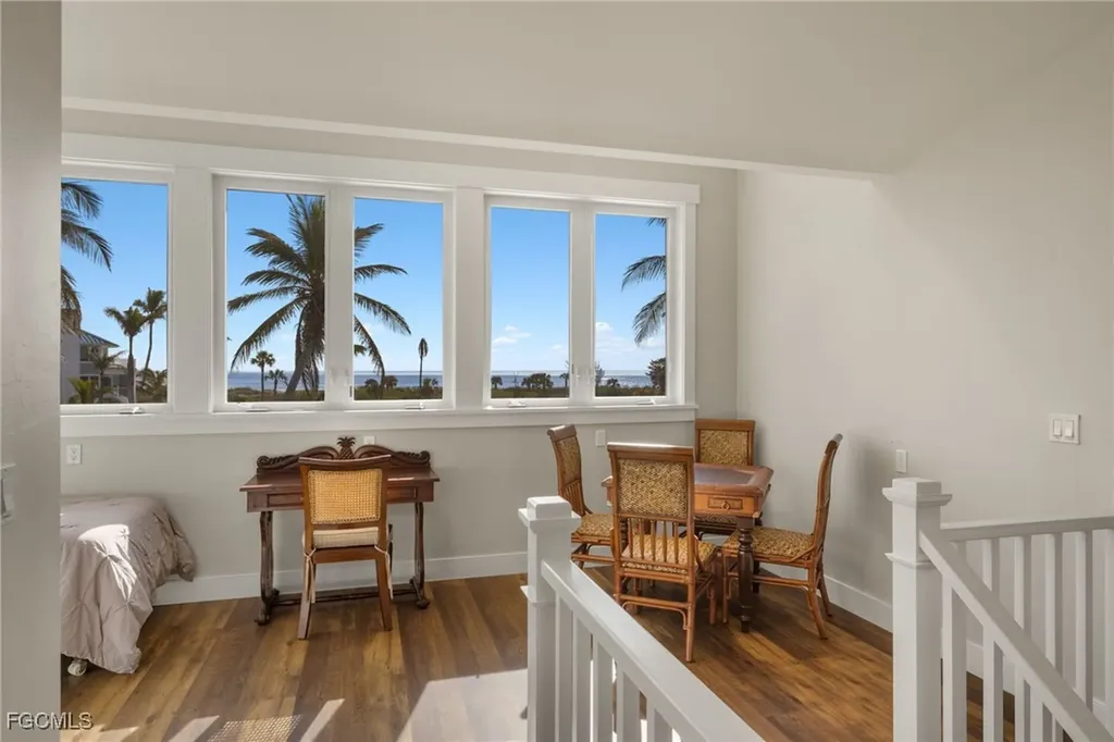 460 E Gulf Drive Sanibel FL 33957