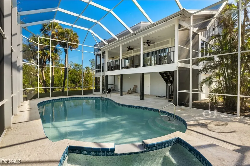 460 E Gulf Drive Sanibel FL 33957