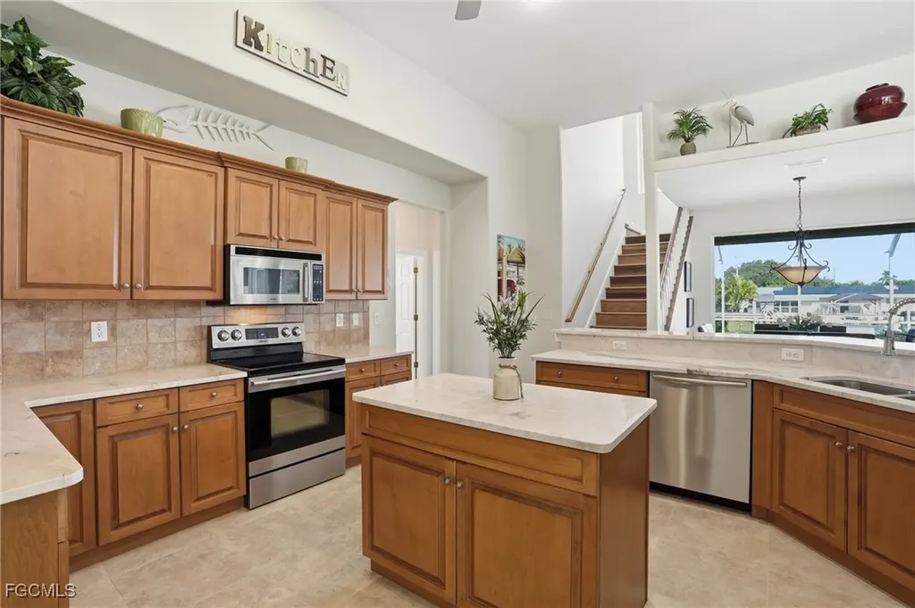 5267 Tiffany Court Cape Coral FL 33904