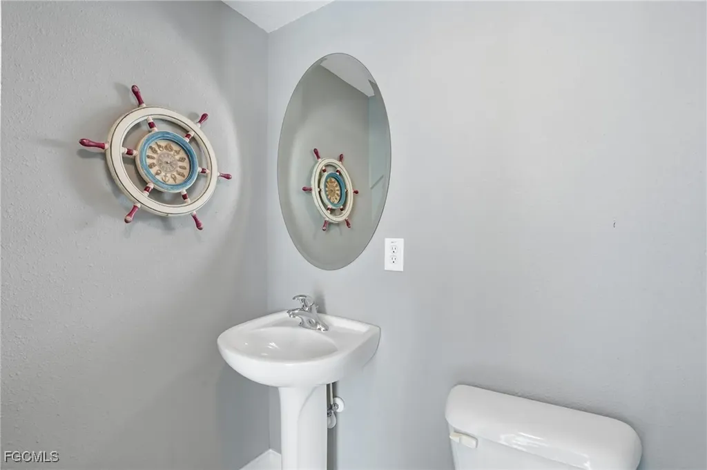 5267 Tiffany Court Cape Coral FL 33904