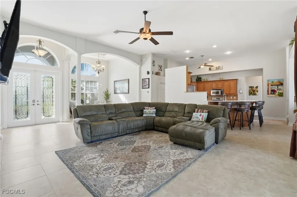 5267 Tiffany Court Cape Coral FL 33904