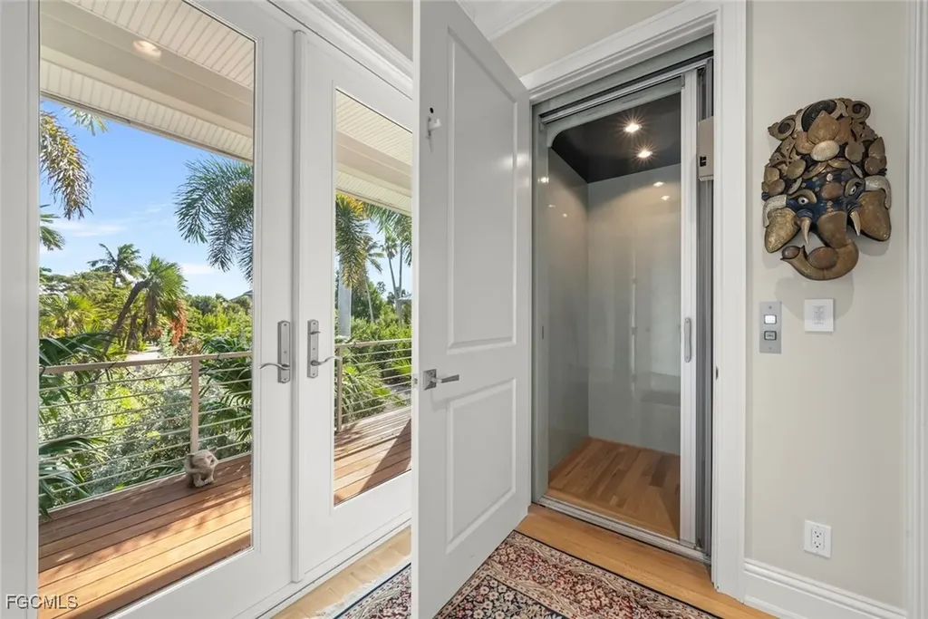 4383 Gulf Pines Drive Sanibel FL 33957