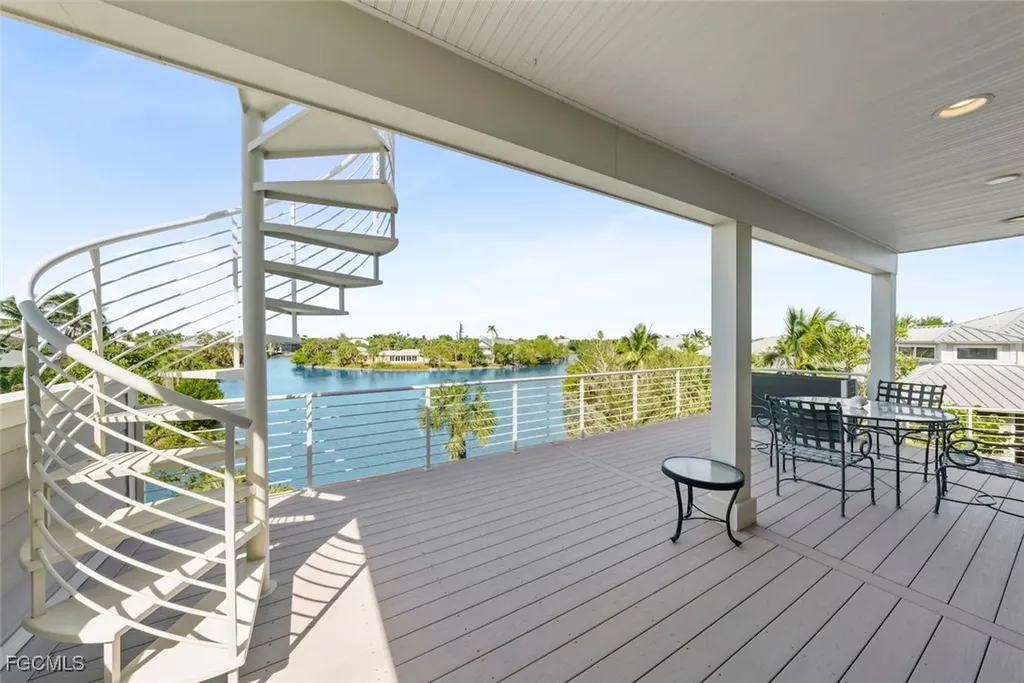 4383 Gulf Pines Drive Sanibel FL 33957