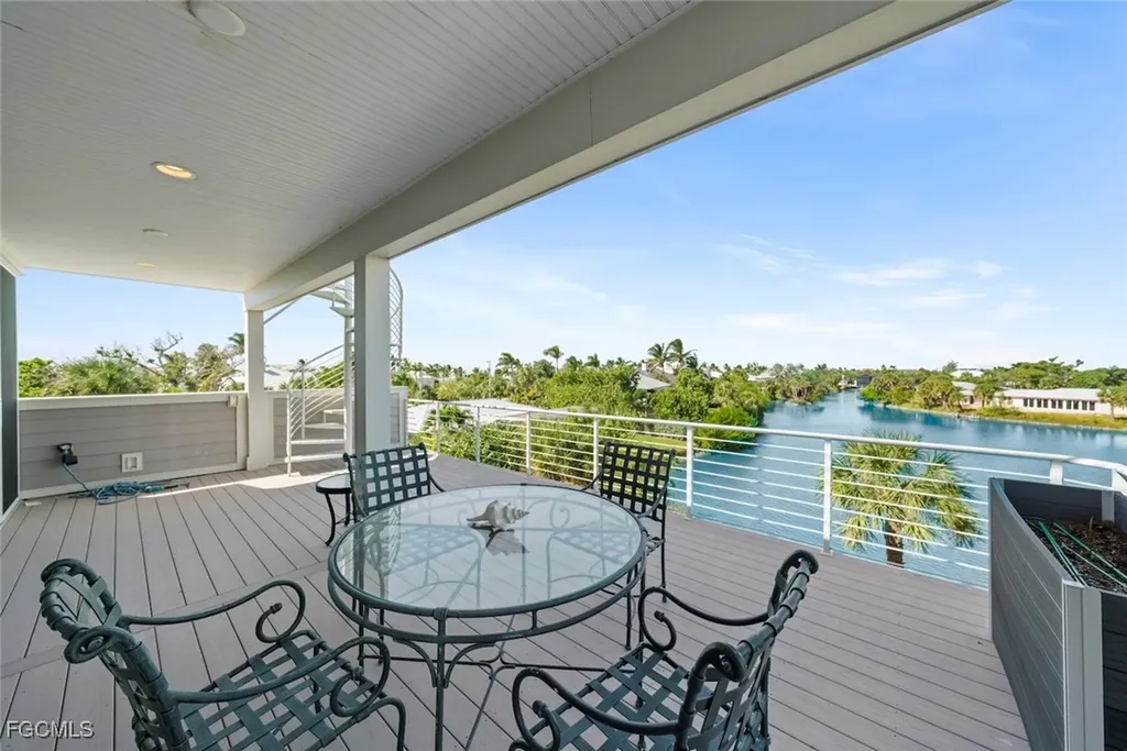 4383 Gulf Pines Drive Sanibel FL 33957