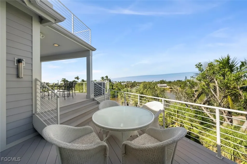 4383 Gulf Pines Drive Sanibel FL 33957