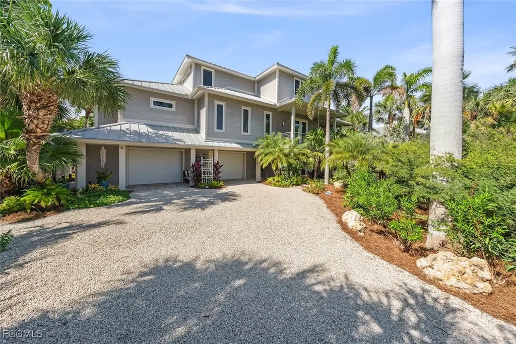 4383 Gulf Pines Drive Sanibel FL 33957