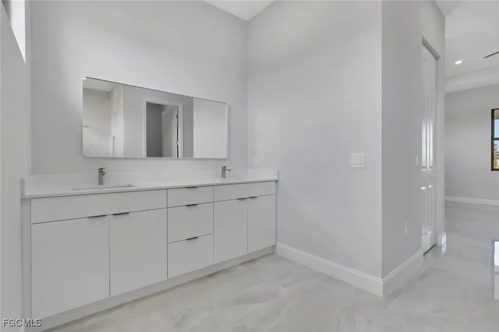 3503 NW 45th Place Cape Coral FL 33993