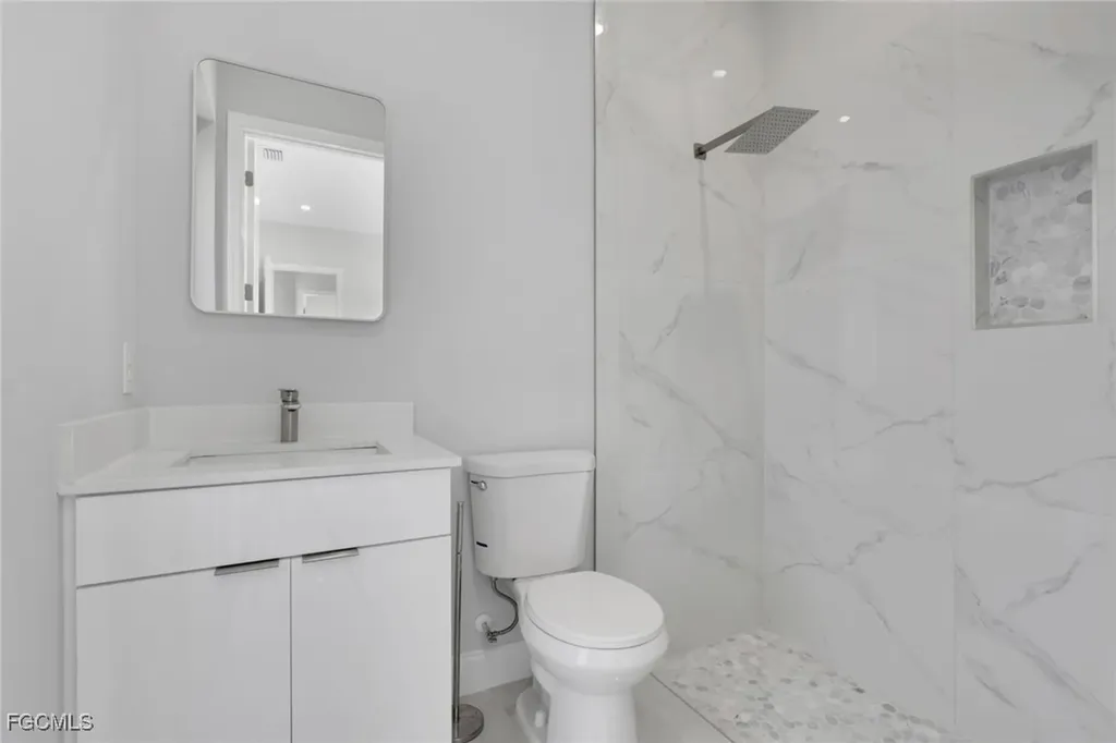 3503 NW 45th Place Cape Coral FL 33993