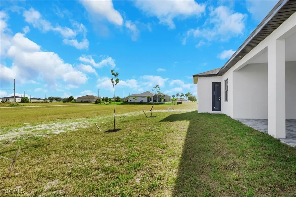 3503 NW 45th Place Cape Coral FL 33993