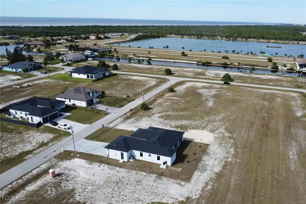 3503 NW 45th Place Cape Coral FL 33993