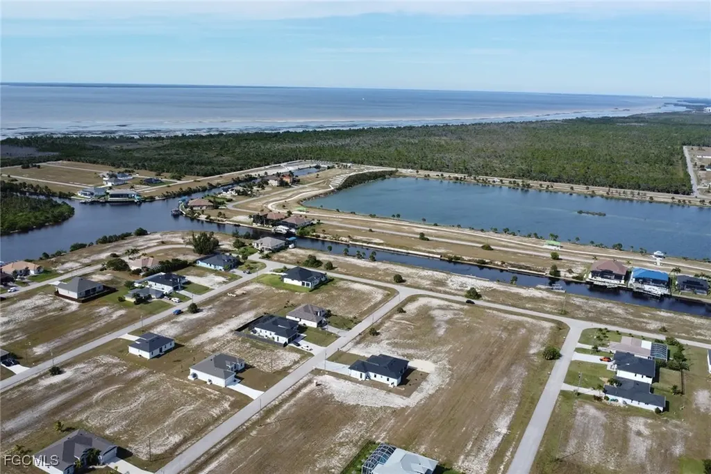 3503 NW 45th Place Cape Coral FL 33993