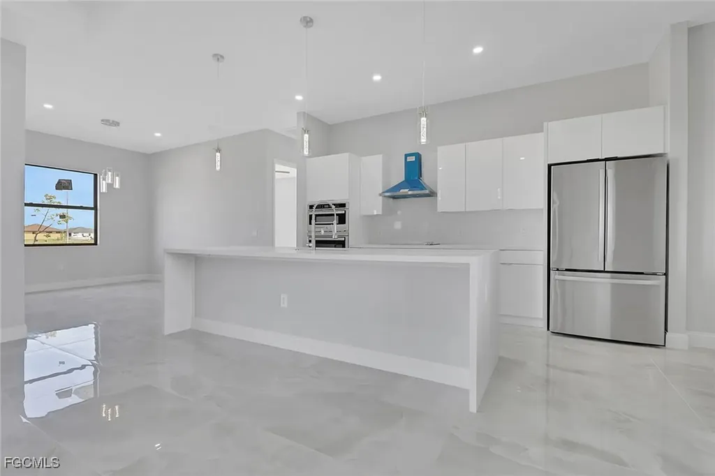 3503 NW 45th Place Cape Coral FL 33993