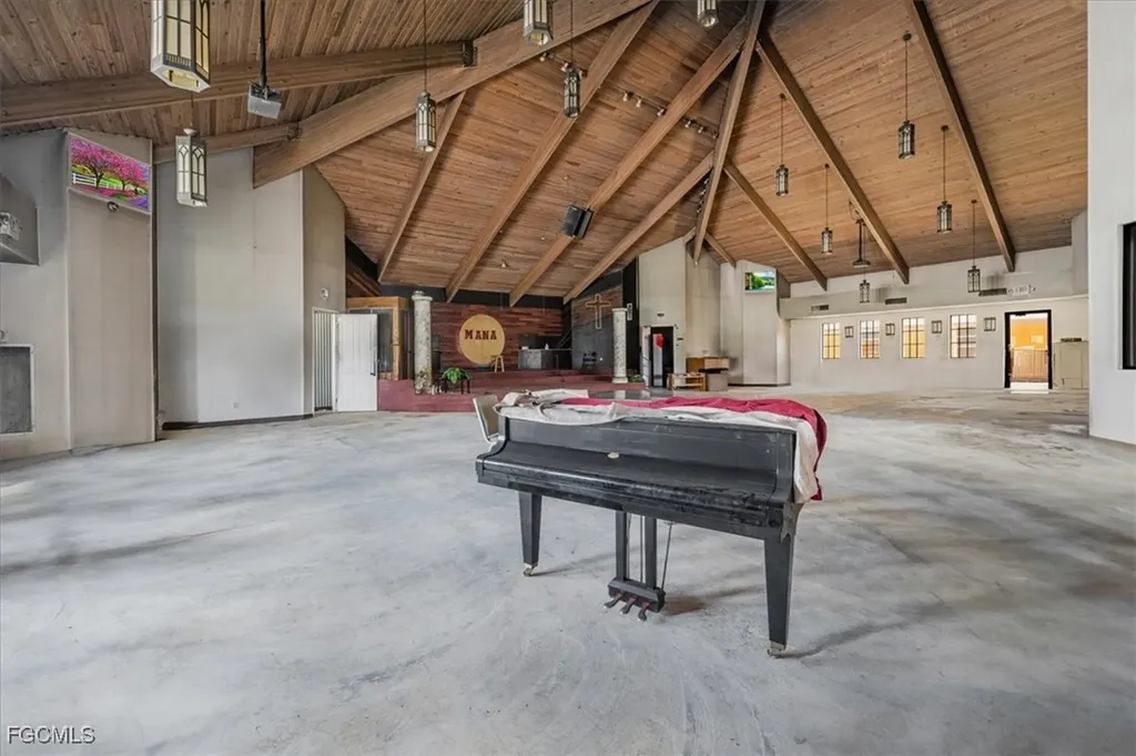 4630 Palm Beach Boulevard Fort Myers FL 33905