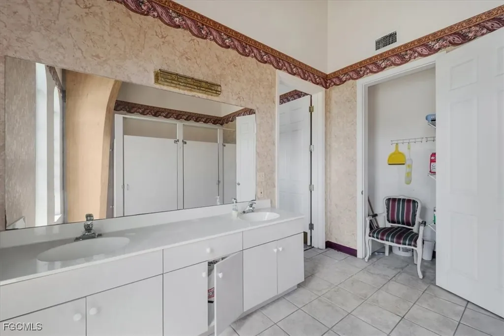 4630 Palm Beach Boulevard Fort Myers FL 33905